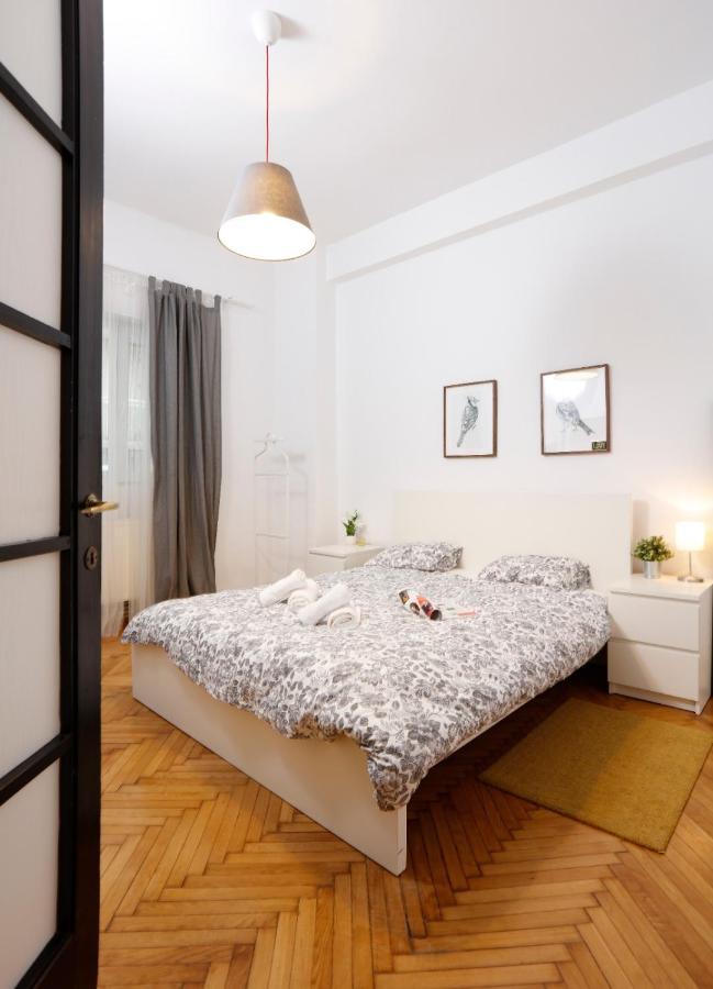 Lovely Apartment With 2 Bedrooms Bucureşti Eksteriør bilde