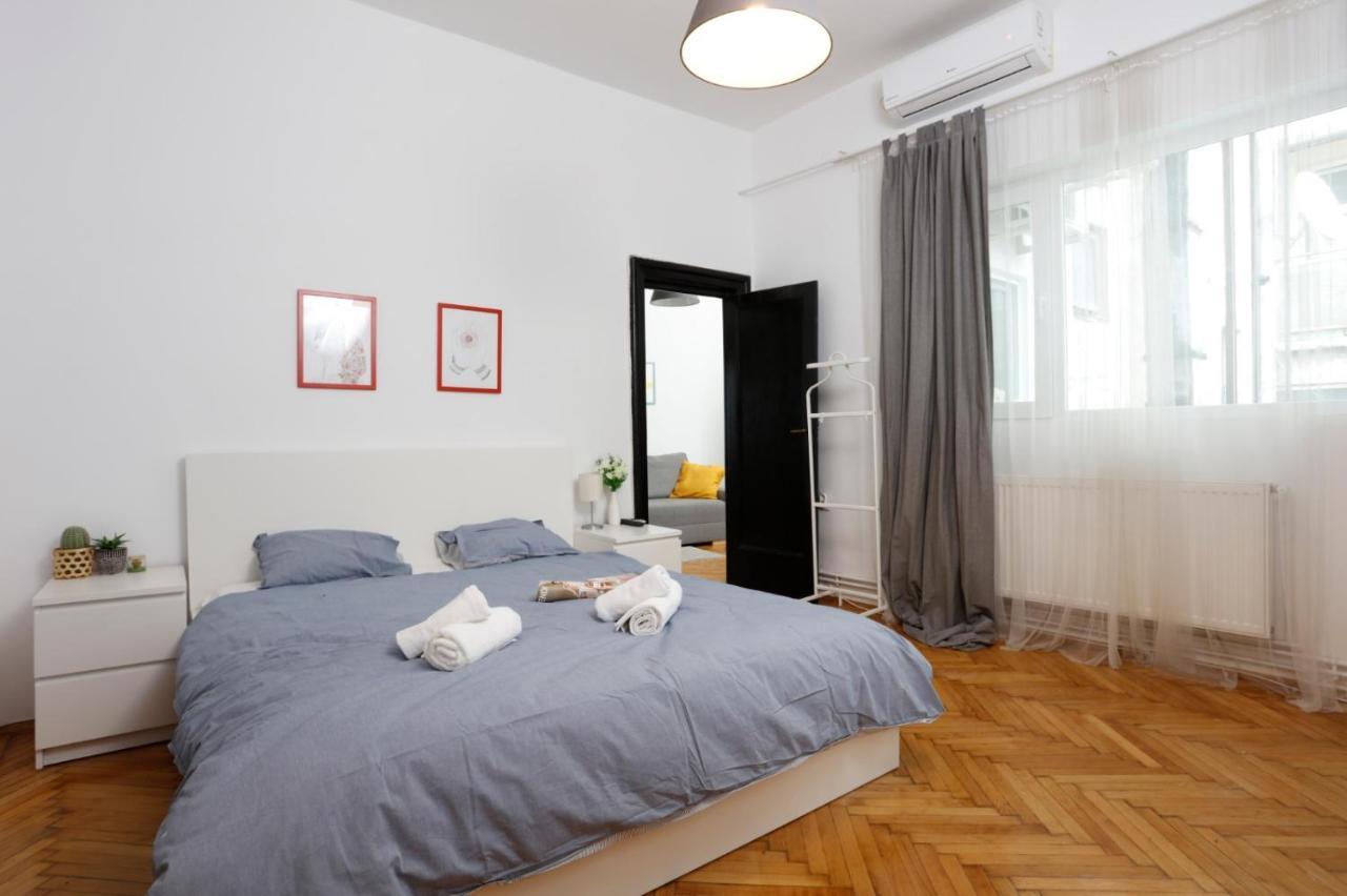 Lovely Apartment With 2 Bedrooms Bucureşti Eksteriør bilde